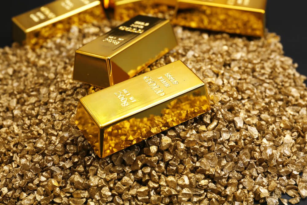 Gold prices remained higher