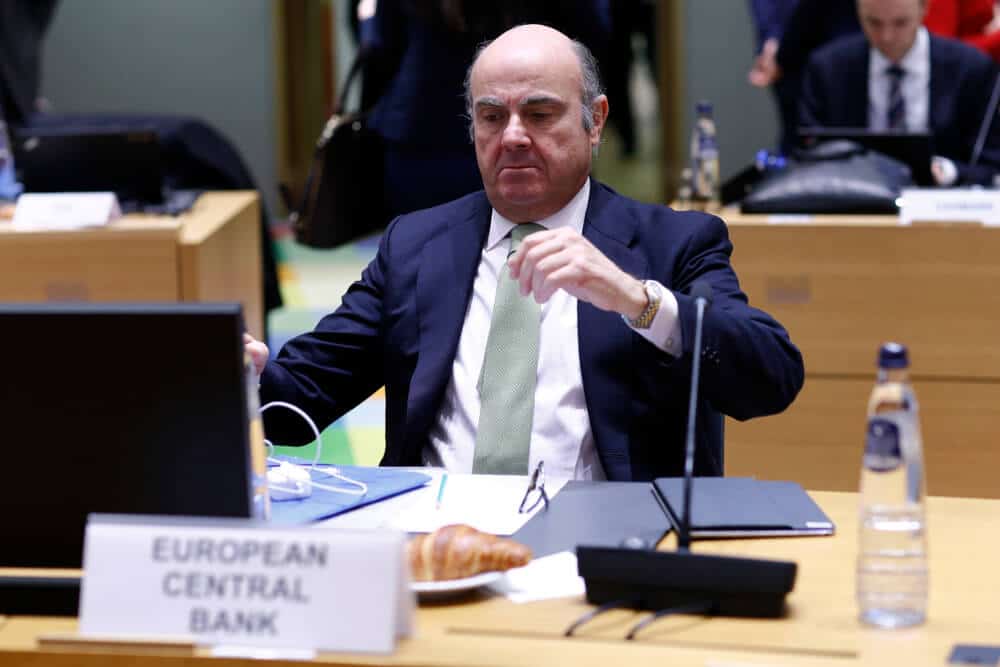 ECB Vice president Luis De Guindos said Inflation will hit 3.4 3.5 in November month but is temporary as a technical outlook.